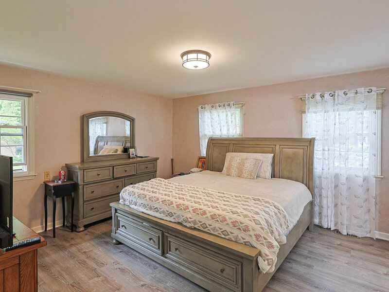 1431 Maple Lane Elgin IL 60123