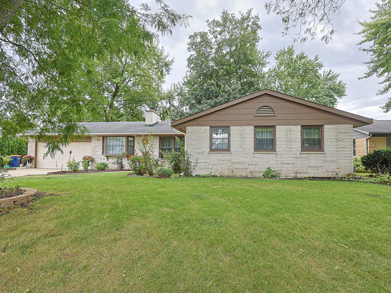 1431 Maple Lane Elgin IL 60123