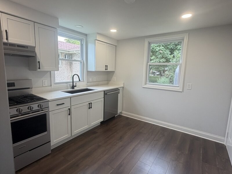 1014 22nd Street Rockford IL 61108