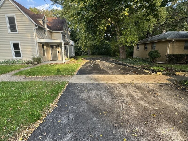 1014 22nd Street Rockford IL 61108