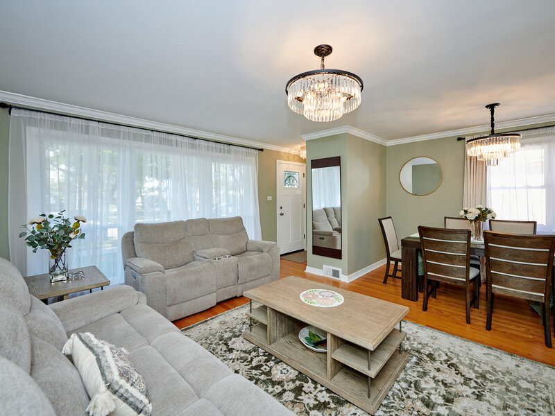 8835 National Avenue Morton Grove IL 60053