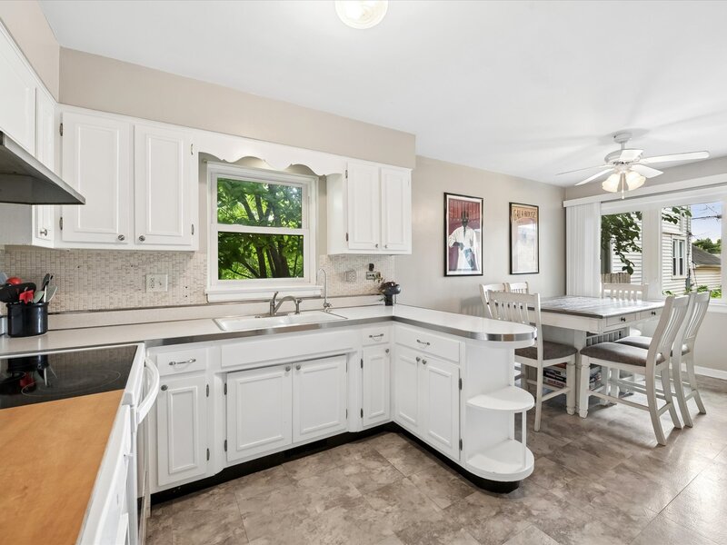 3648 N Overhill Avenue Chicago IL 60634