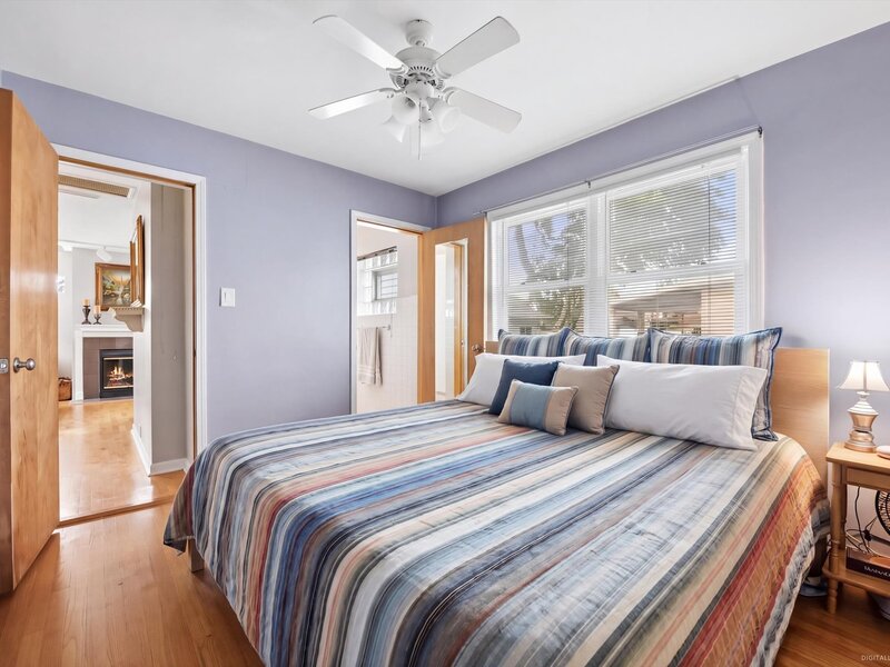 3648 N Overhill Avenue Chicago IL 60634