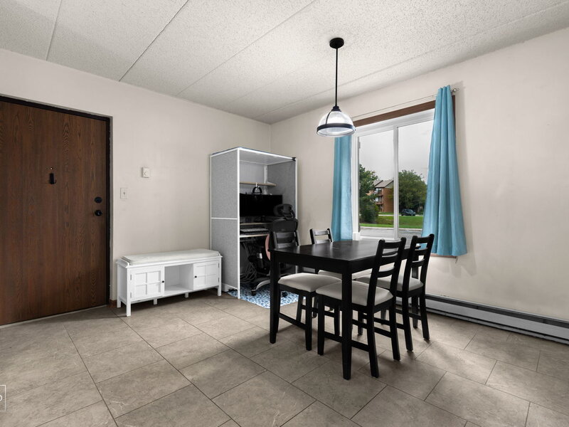 649 N Briar Hill Lane Addison IL 60101