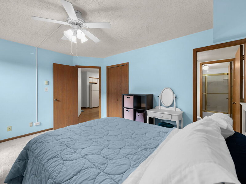 649 N Briar Hill Lane Addison IL 60101