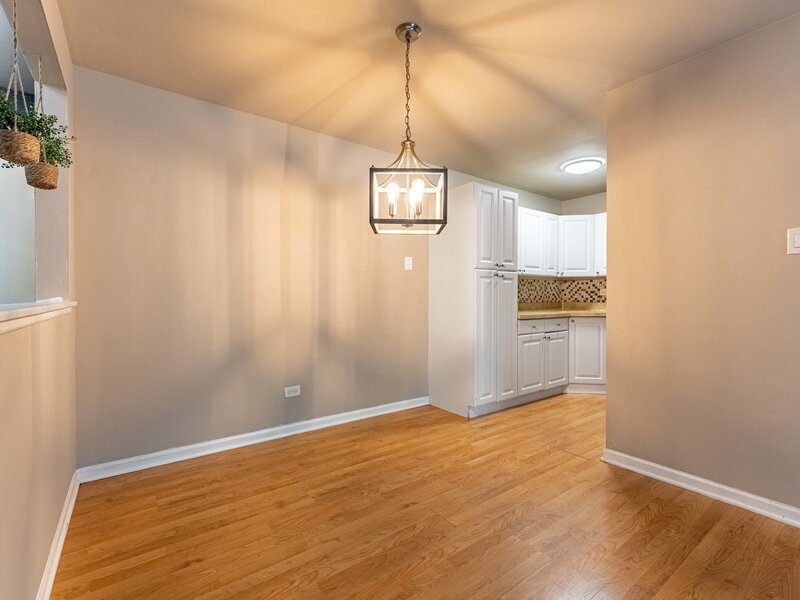200 Willow Lane Willow Springs IL 60480