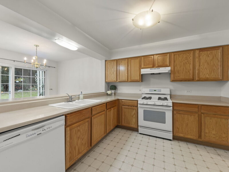 2741 Cobblestone Drive Crystal Lake IL 60012