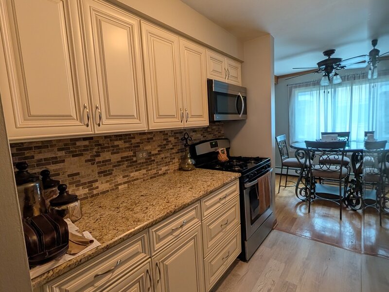 6025 W 64th Place Chicago IL 60638