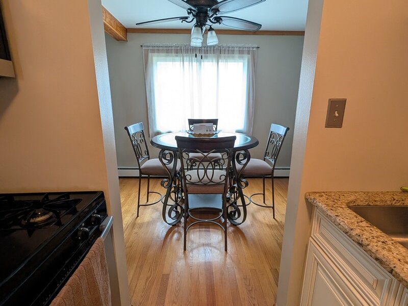 6025 W 64th Place Chicago IL 60638