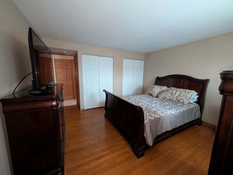 6025 W 64th Place Chicago IL 60638