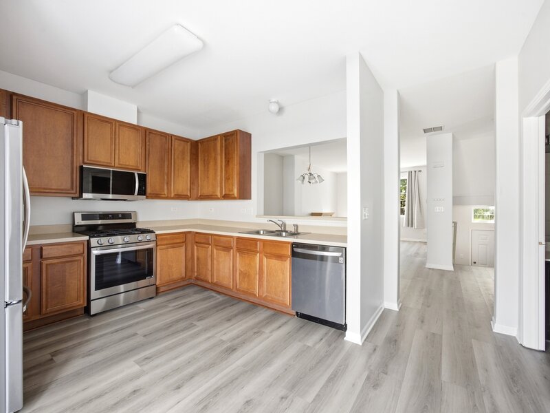 2558 Hatfield Court Elgin IL 60123