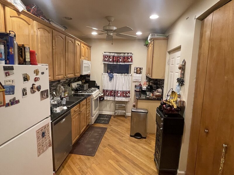 2915 W Granville Avenue Chicago IL 60659