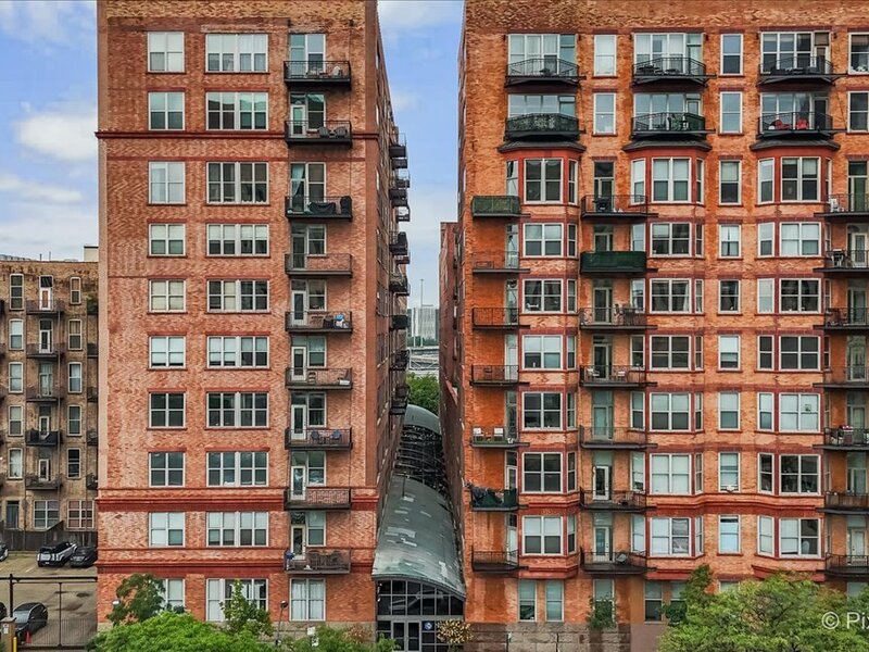 500 S Clinton Street Chicago IL 60607