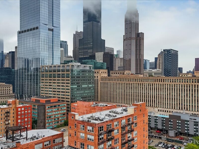500 S Clinton Street Chicago IL 60607
