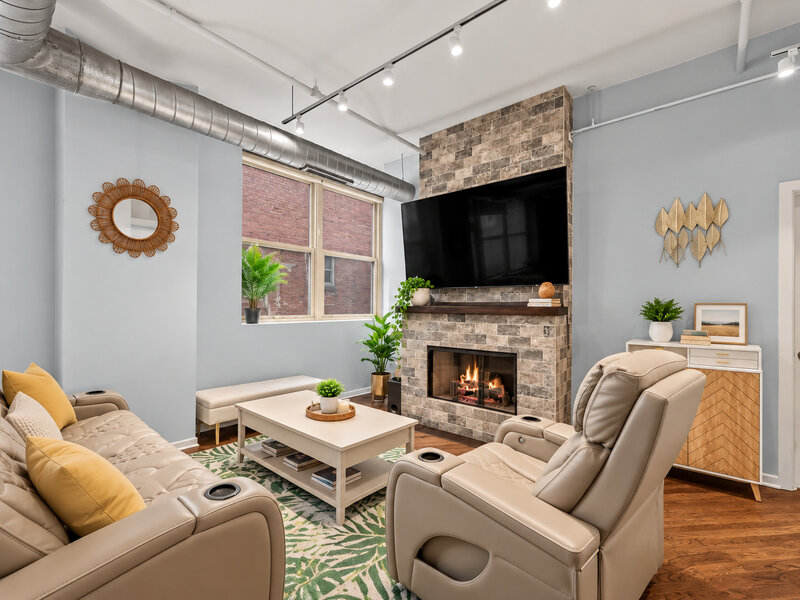 500 S Clinton Street Chicago IL 60607