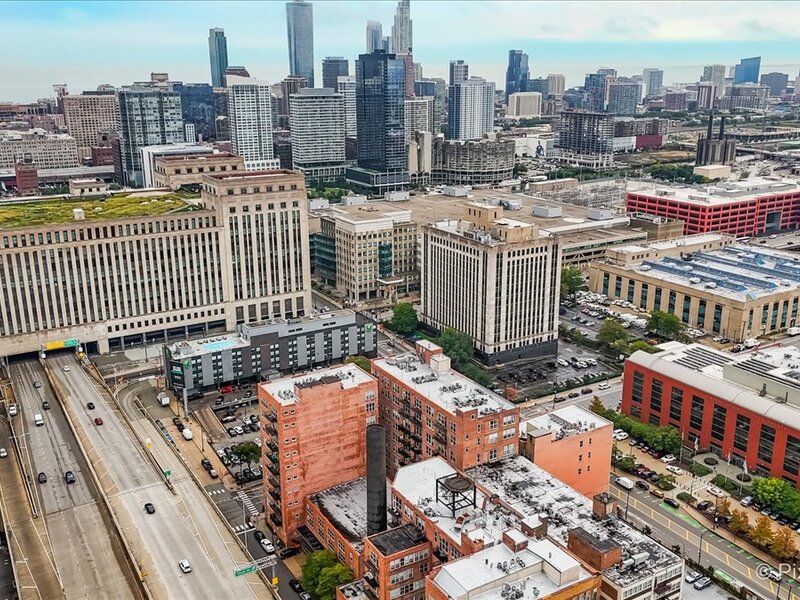 500 S Clinton Street Chicago IL 60607