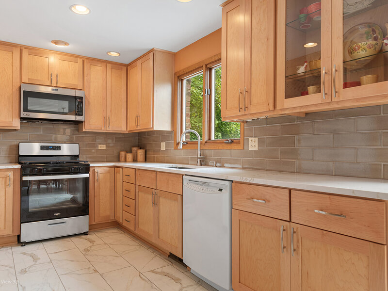31 Lucas Drive Palos Hills IL 60465
