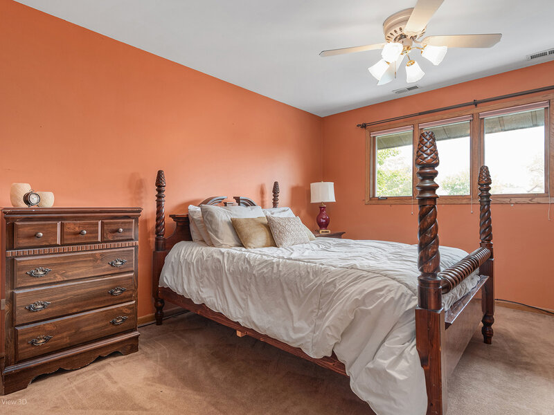 31 Lucas Drive Palos Hills IL 60465