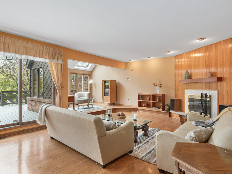 31 Lucas Drive Palos Hills IL 60465