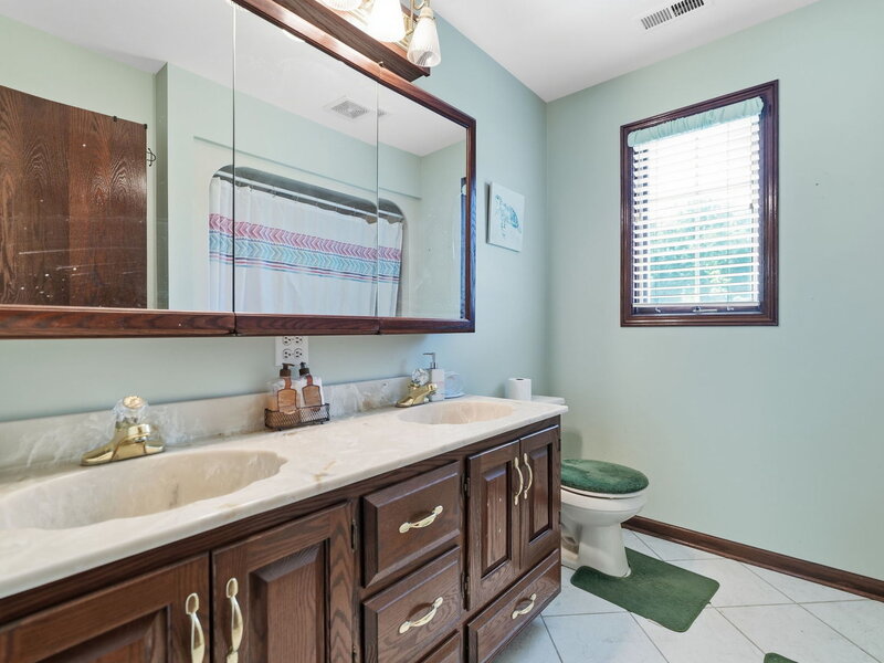 10 S Hampton Court Crete IL 60417