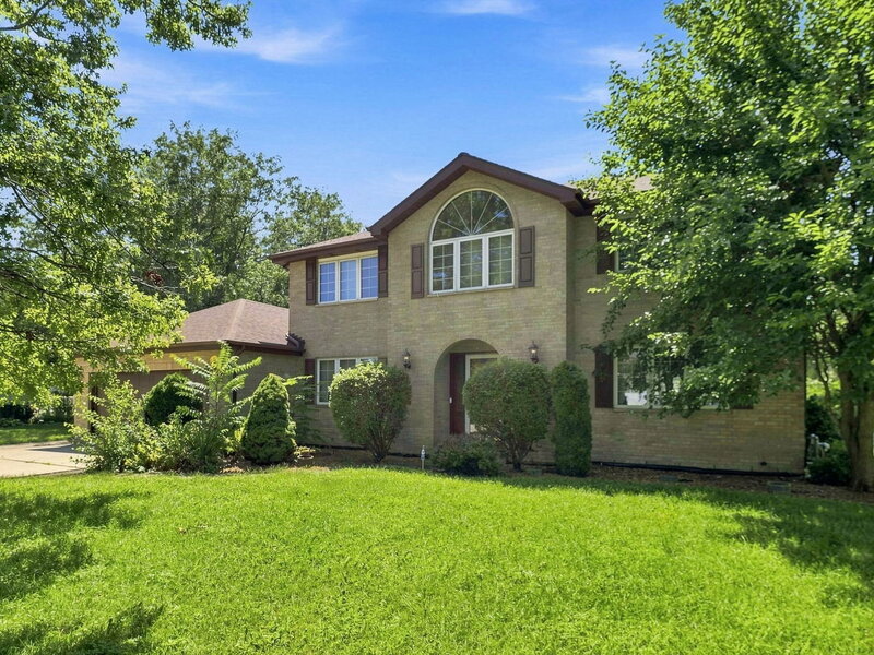 10 S Hampton Court Crete IL 60417