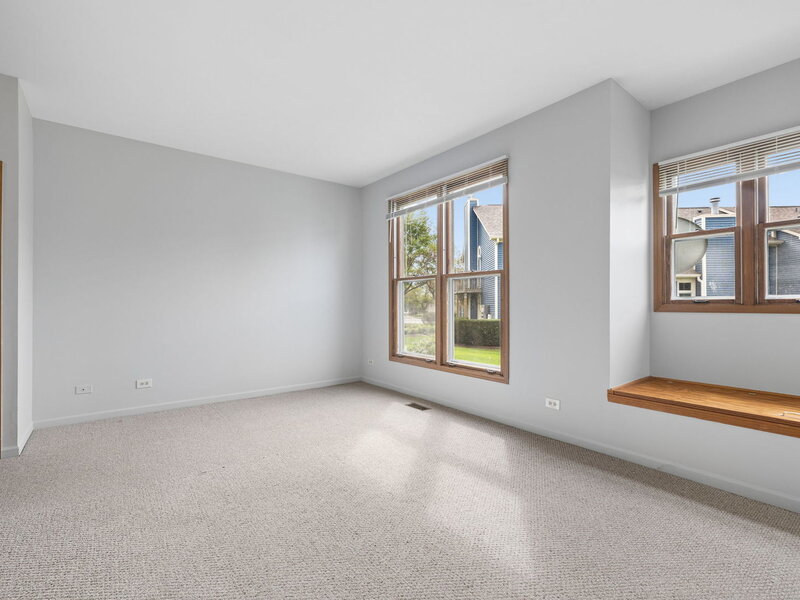 1210 Rhodes Lane Naperville IL 60540
