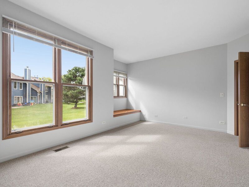 1210 Rhodes Lane Naperville IL 60540
