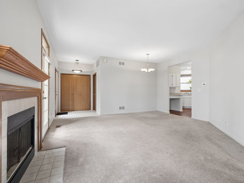 1210 Rhodes Lane Naperville IL 60540