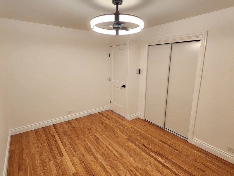 7034 W 63rd Place Chicago IL 60638