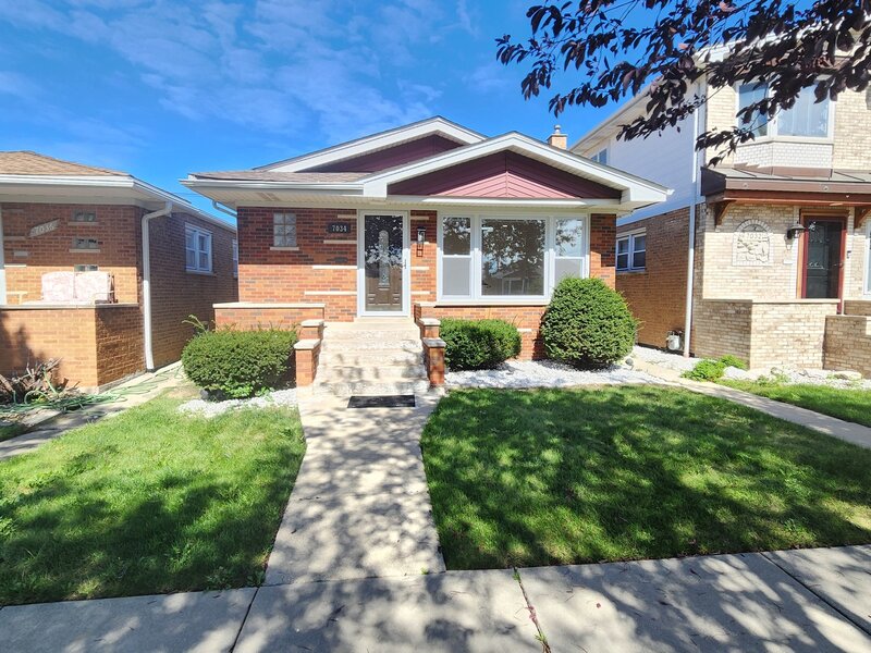 7034 W 63rd Place Chicago IL 60638