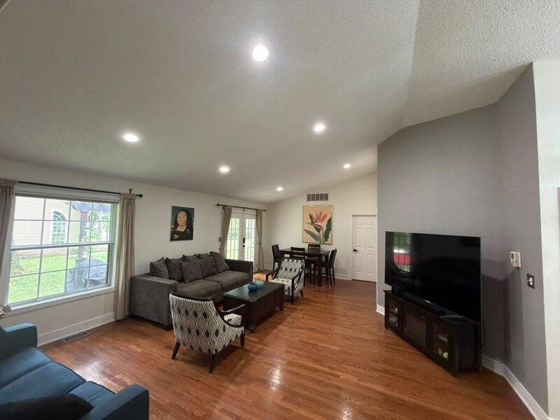 4 Dartmouth Court Streamwood IL 60107