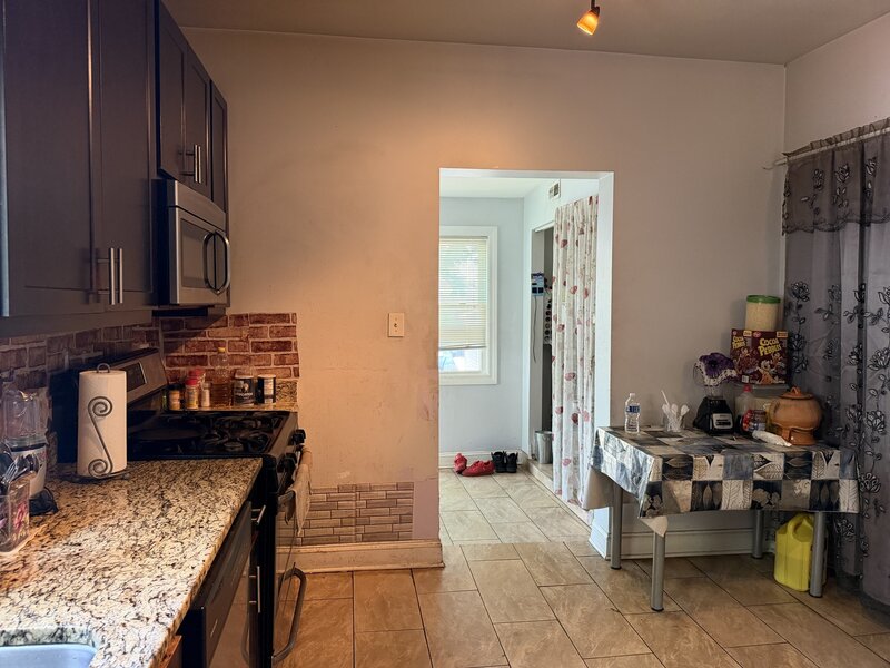 209 S 19th Avenue Maywood IL 60153