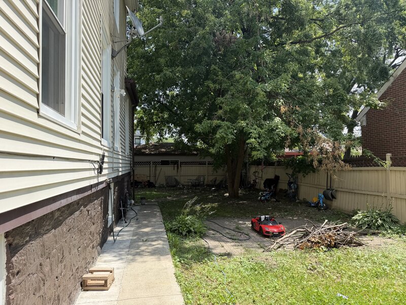 209 S 19th Avenue Maywood IL 60153