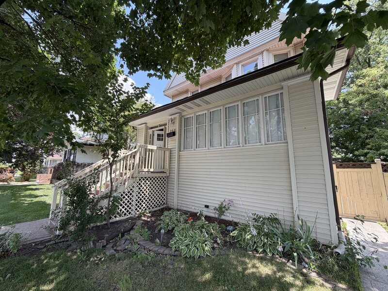 209 S 19th Avenue Maywood IL 60153