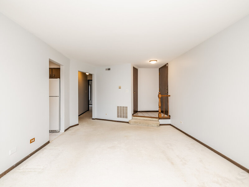 1717 Lakecliffe Drive Wheaton IL 60189