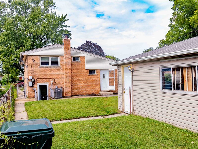 14319 Kenwood Avenue Dolton IL 60419