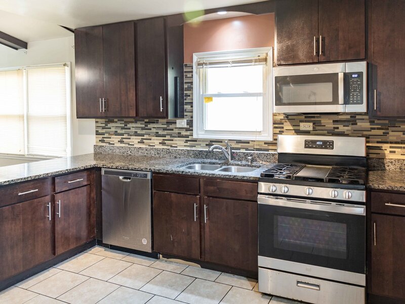 14319 Kenwood Avenue Dolton IL 60419