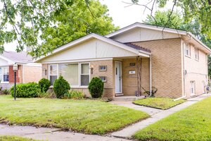 Photo of 14319 Kenwood Avenue Dolton IL 60419