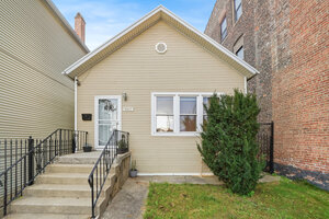 Photo of 4555 S Halsted Street Chicago IL 60609