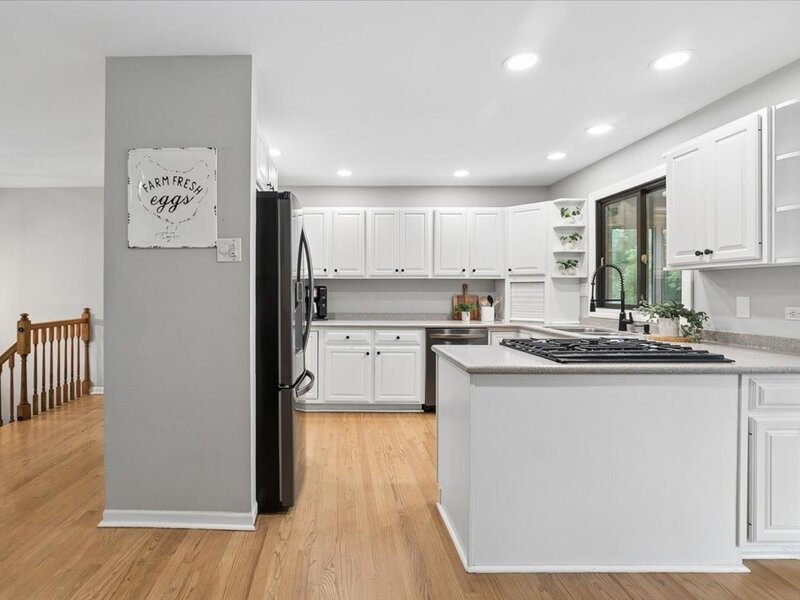 15670 W Sprucewood Lane Libertyville IL 60048