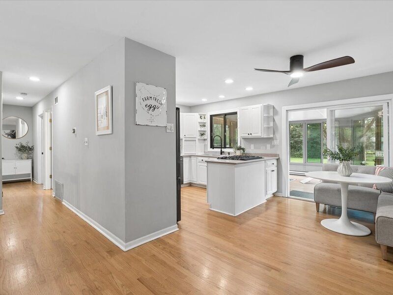 15670 W Sprucewood Lane Libertyville IL 60048