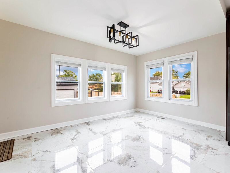 16563 S Park Avenue South Holland IL 60473