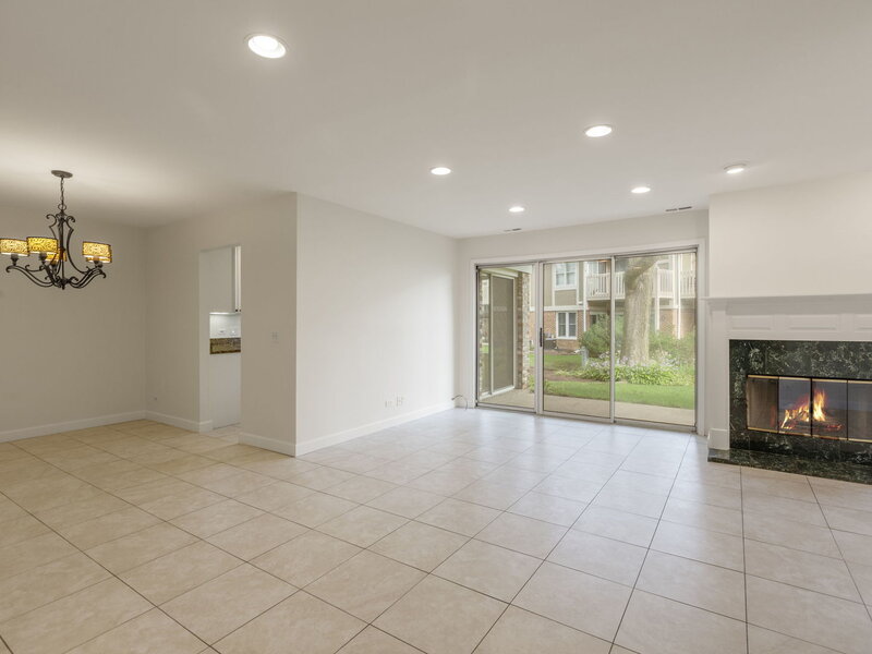 1255 Regency Court Vernon Hills IL 60061