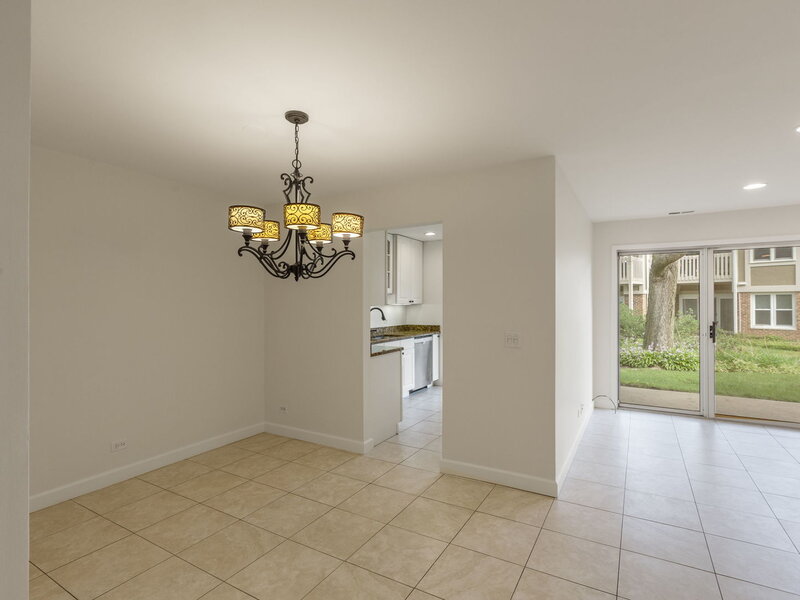 1255 Regency Court Vernon Hills IL 60061