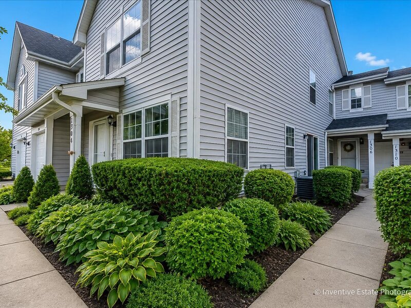 1304 Orleans Drive Mundelein IL 60060