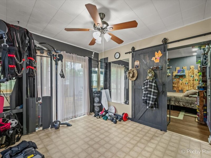 2119 Cherry Avenue Hanover Park IL 60133