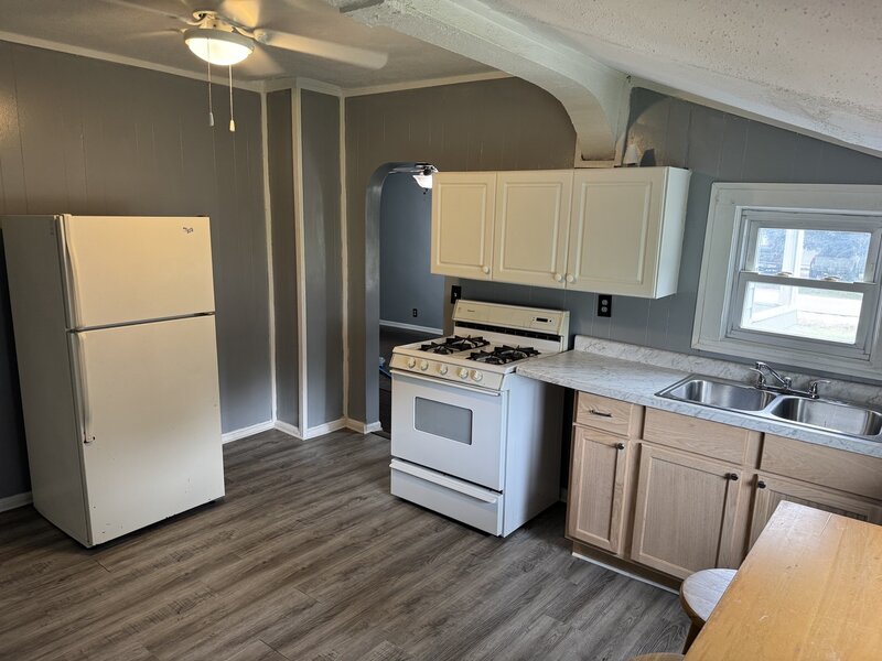 219 Sw Circle Drive Joliet IL 60433
