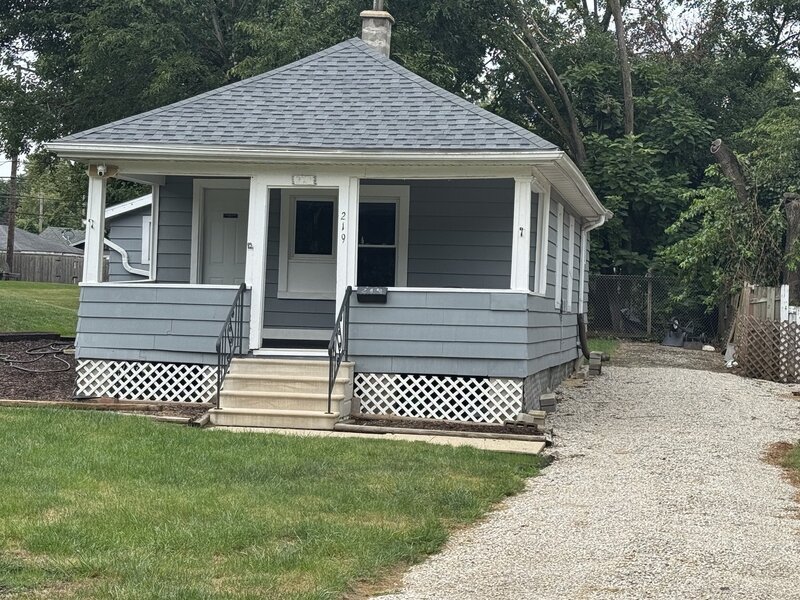 219 Sw Circle Drive Joliet IL 60433