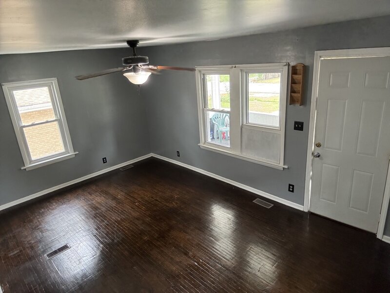 219 Sw Circle Drive Joliet IL 60433