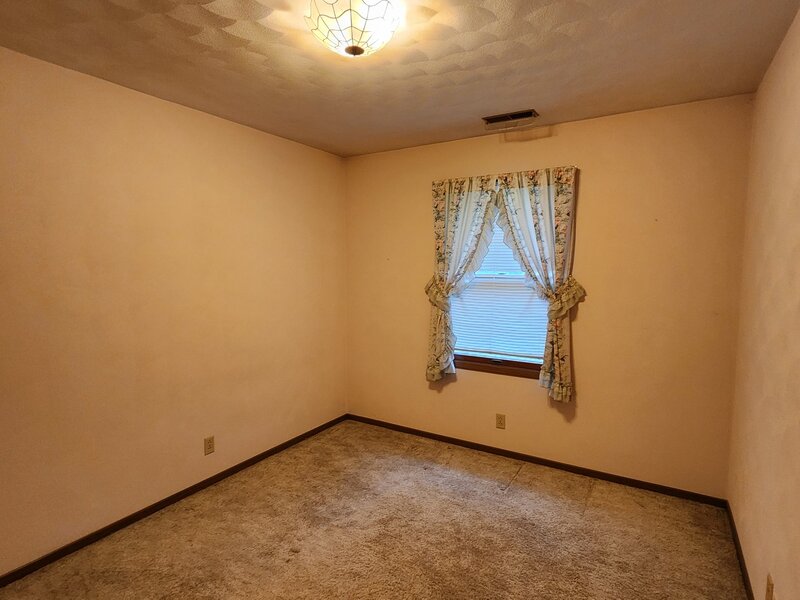 814 13th Avenue Clinton IA 52732